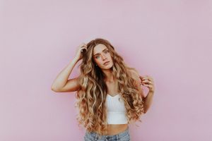 cheveux wild longs