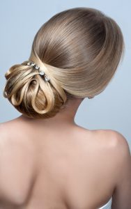 Chignon photo prise de dos - Viadom Professionnel